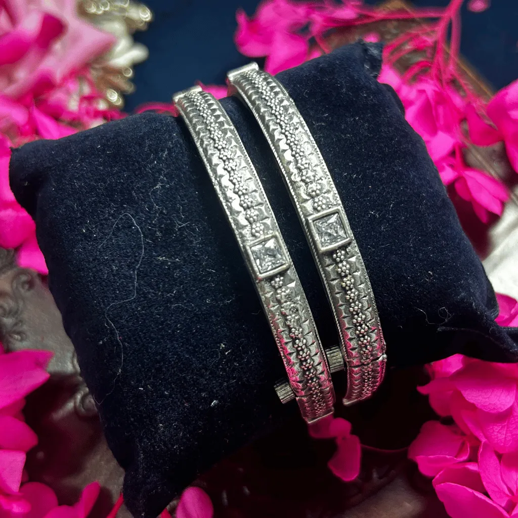 Garman Silver Bangel 16