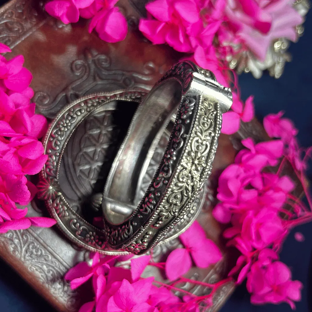 Garman Silver Bangel 21 - Image 3