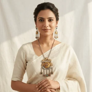 The Ira Geometric Mayura Set