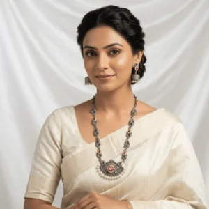 The kalyani Mayura Pearl Set