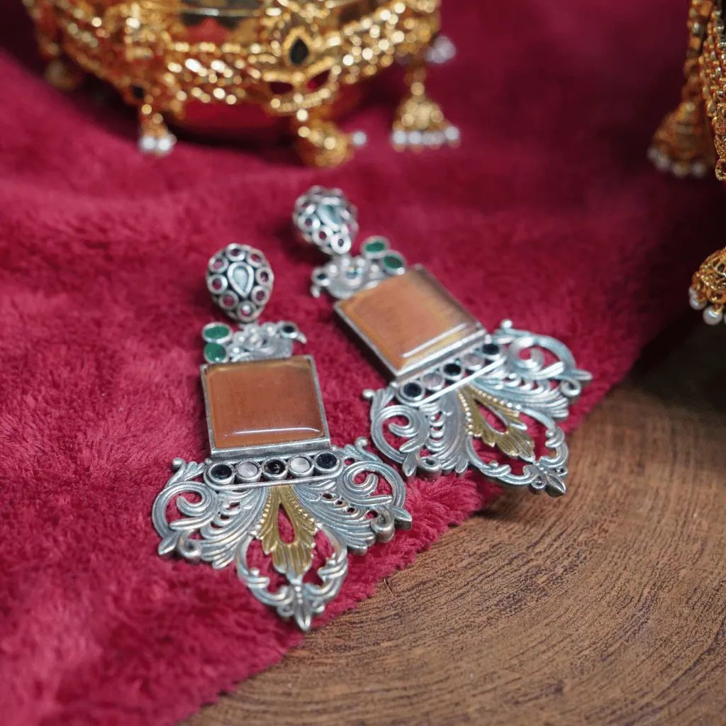 The Avni Peach-Lattice Heritage Drops - Image 2