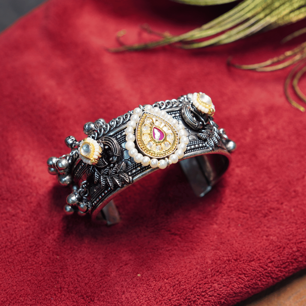 The Rajkumari Kundan Medallion Cuff